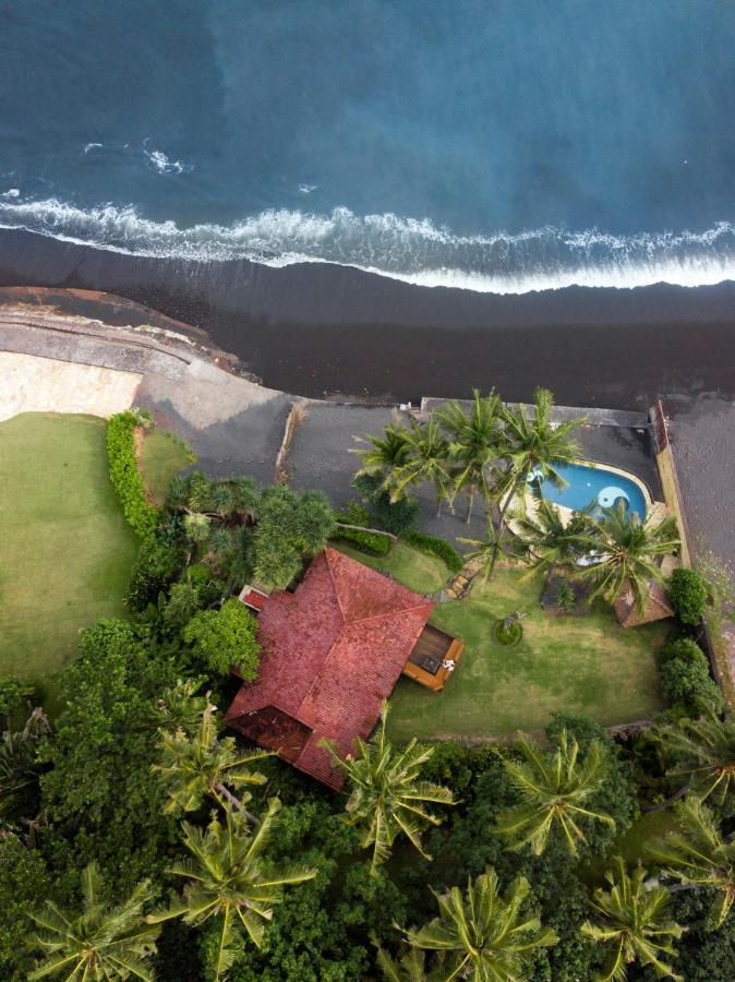 Secret Moon Beach House Jasri Esterno foto