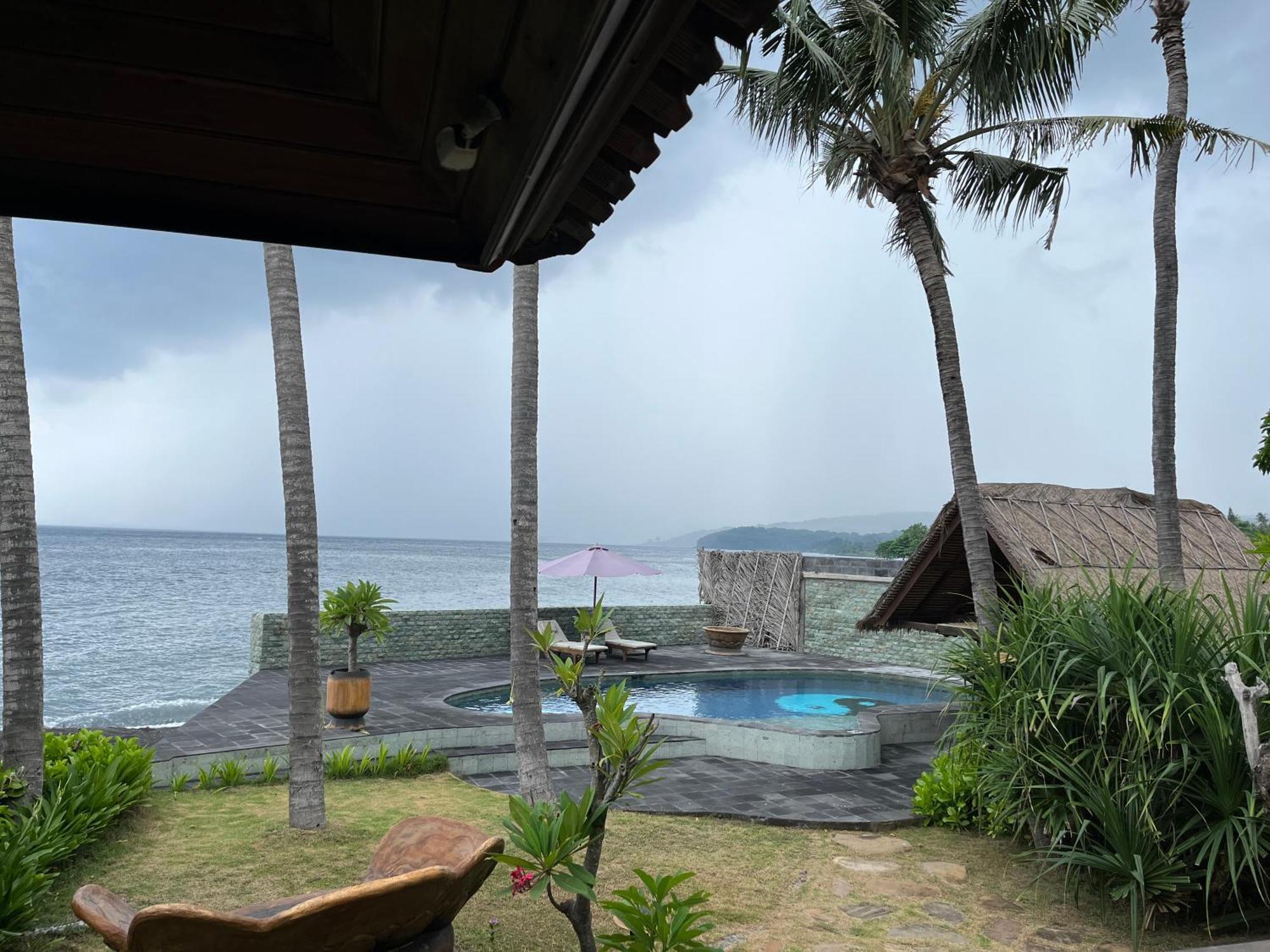 Secret Moon Beach House Jasri Esterno foto