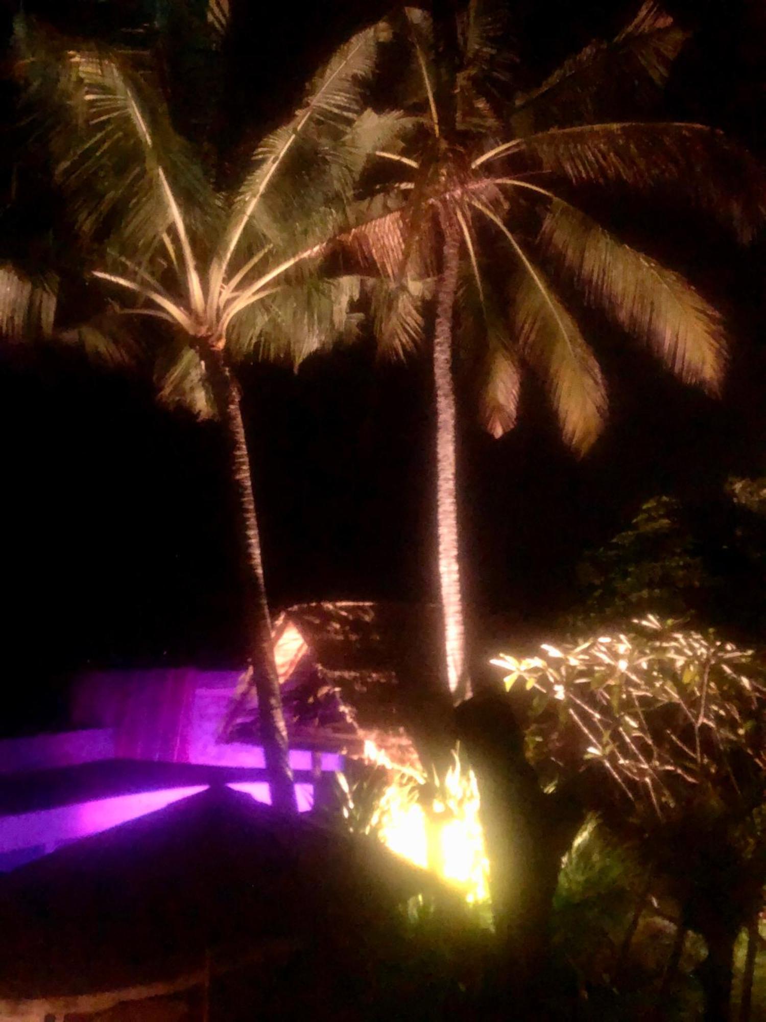 Secret Moon Beach House Jasri Esterno foto
